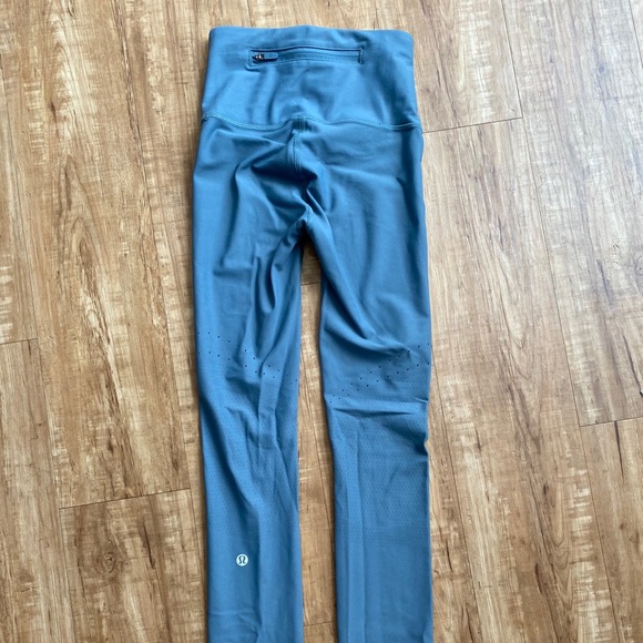 Lululemon leggings - Picture 2 of 7